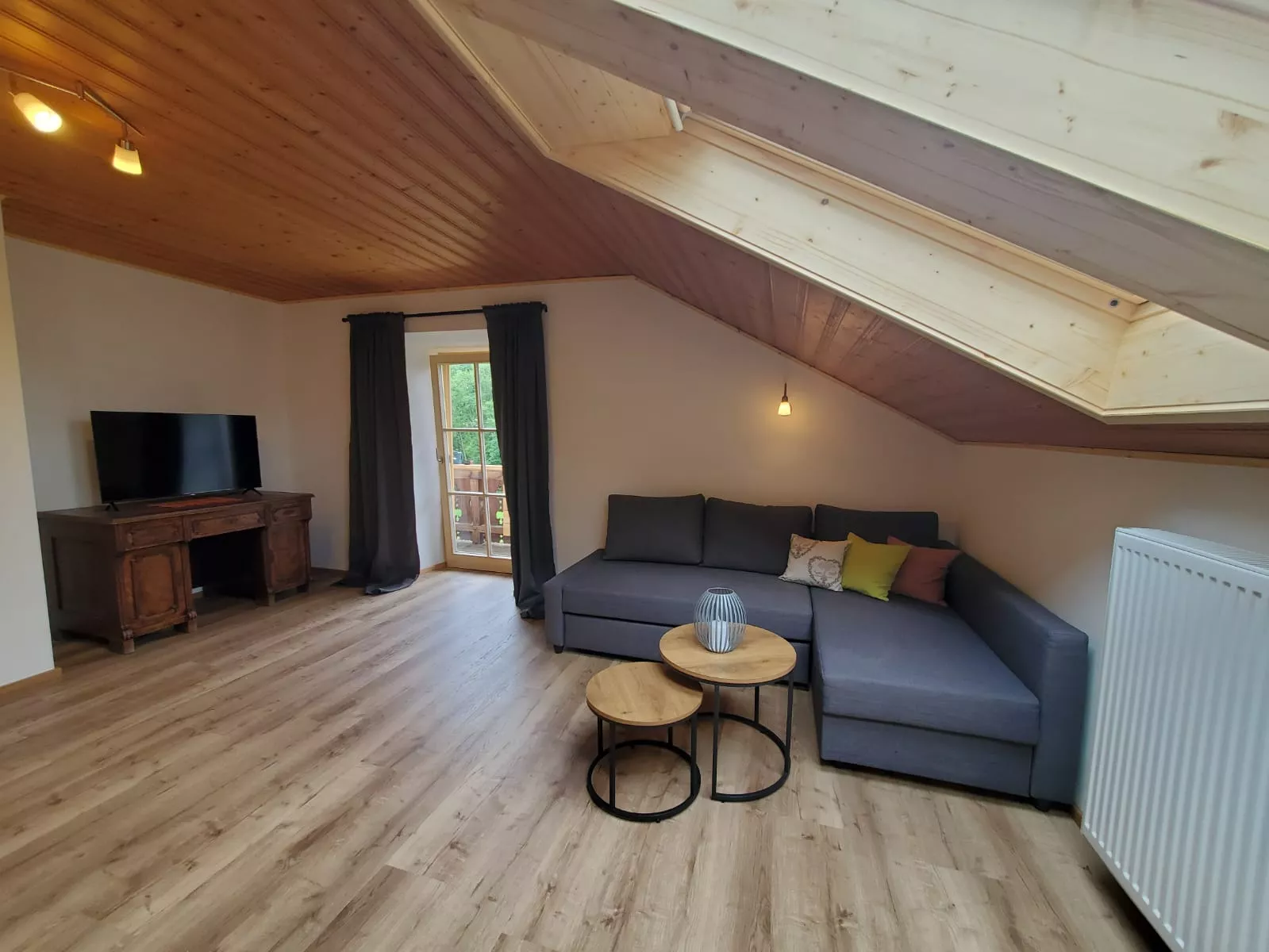 Wohnbereich mit Schlafsofa